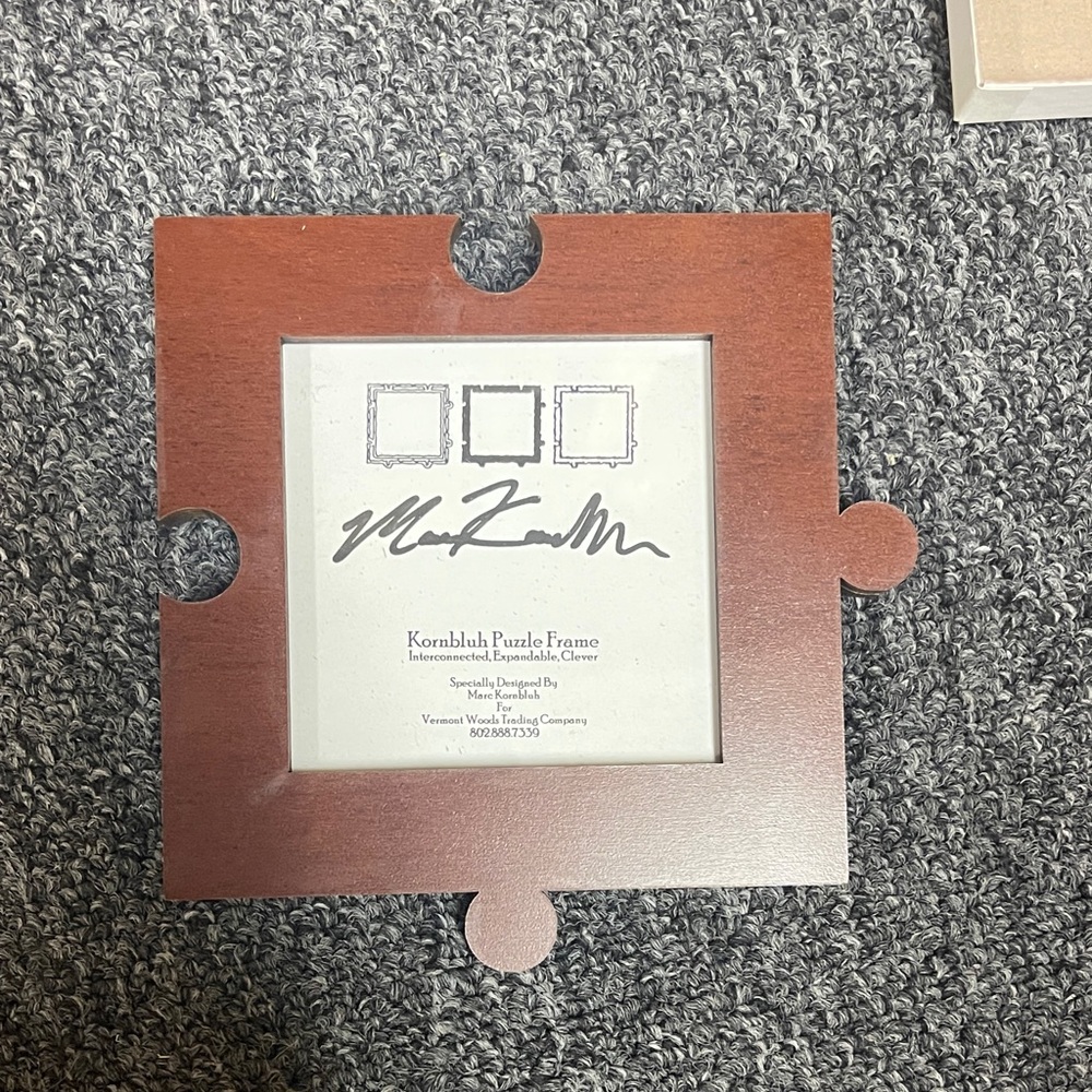 Kornbluh Puzzle Frame in Brown